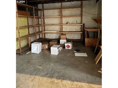 1675 B Street Ne Salem OR 97301