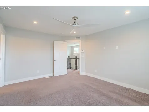 13105 NE 60th Avenue Vancouver WA 98686