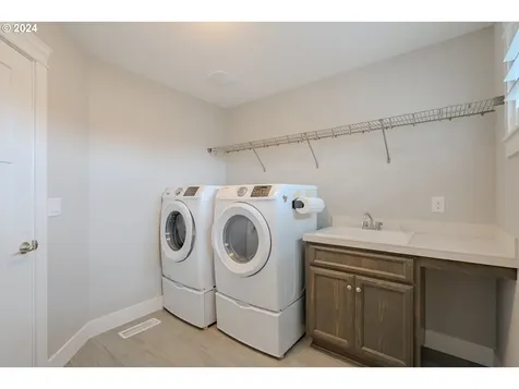 13105 NE 60th Avenue Vancouver WA 98686