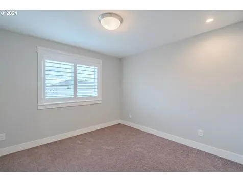 13105 NE 60th Avenue Vancouver WA 98686