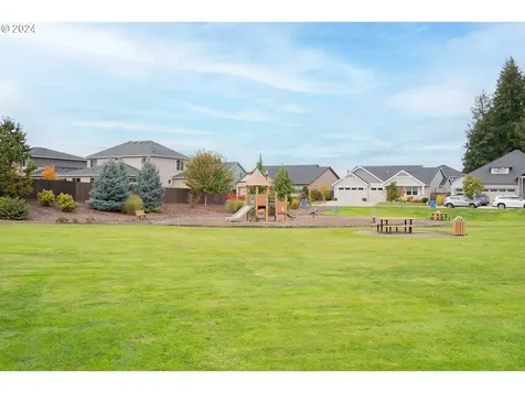 13105 NE 60th Avenue Vancouver WA 98686
