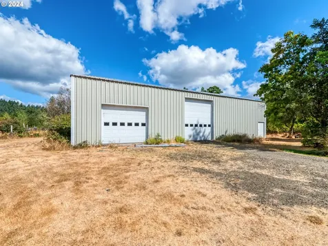 25261 Arnold Lane Elmira OR 97437