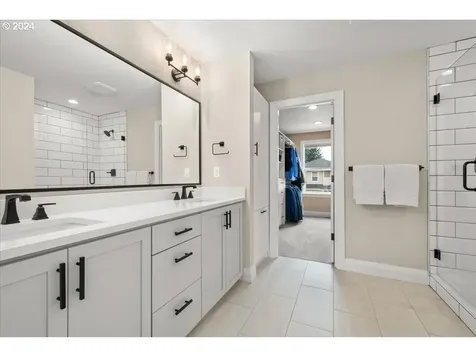 640 N Kemper Loop Ridgefield WA 98642