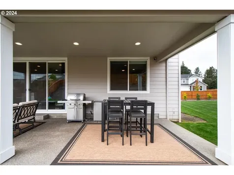 640 N Kemper Loop Ridgefield WA 98642