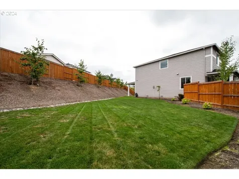 640 N Kemper Loop Ridgefield WA 98642
