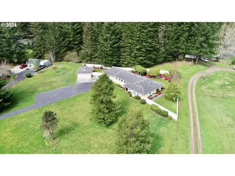 149 Julia Way Brookings OR 97415