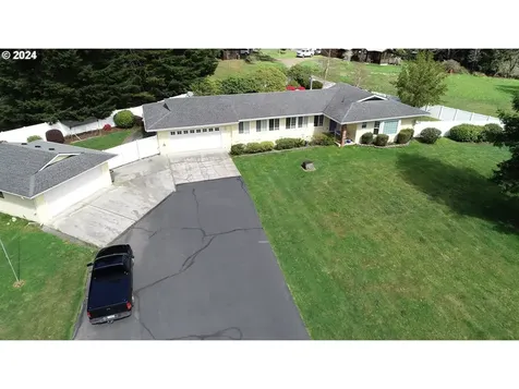 149 Julia Way Brookings OR 97415