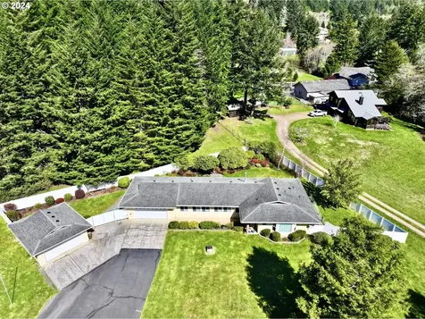 149 Julia Way Brookings OR 97415