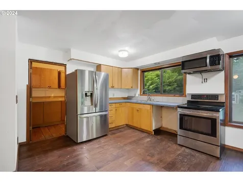 15555 Trask River Road Tillamook OR 97141