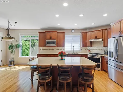 10855 Sw Falcon Court Beaverton OR 97007