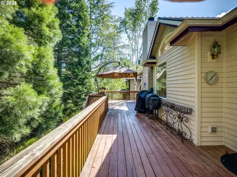 10855 Sw Falcon Court Beaverton OR 97007