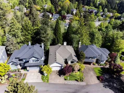 10855 Sw Falcon Court Beaverton OR 97007
