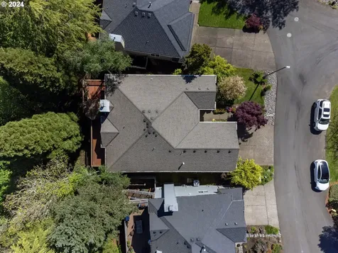 10855 Sw Falcon Court Beaverton OR 97007