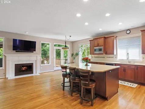 10855 Sw Falcon Court Beaverton OR 97007
