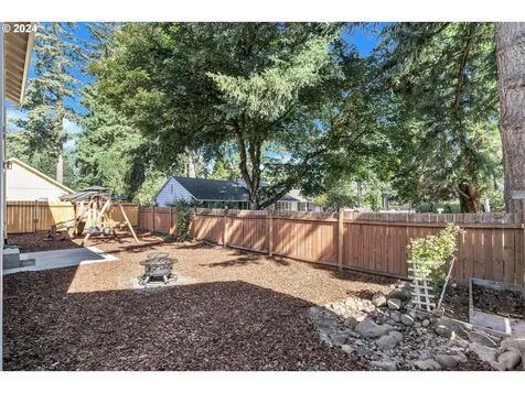 20067 Ne Hoyt Street Portland OR 97230