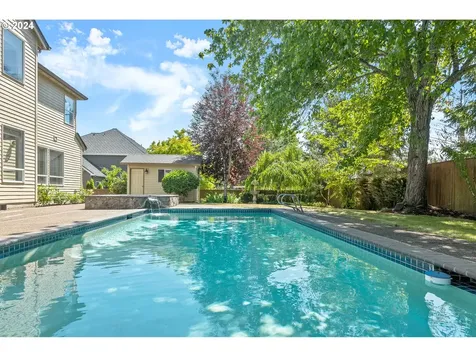 4423 Nw Silverleaf Drive Portland OR 97229
