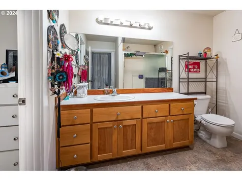 203 Pond Turtle Way Cottage Grove OR 97424
