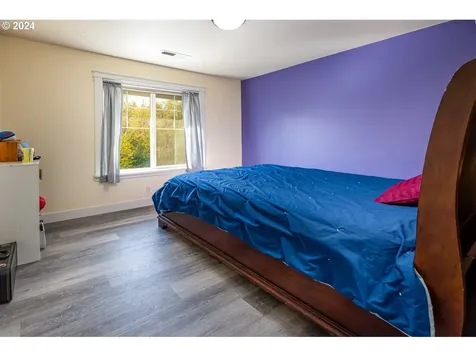 203 Pond Turtle Way Cottage Grove OR 97424