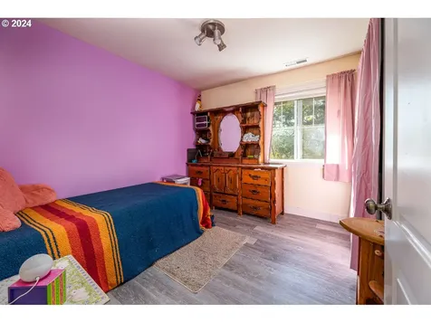 203 Pond Turtle Way Cottage Grove OR 97424