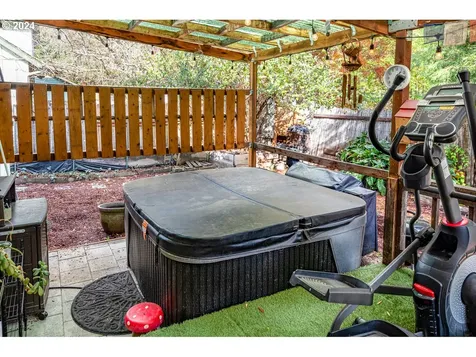 203 Pond Turtle Way Cottage Grove OR 97424