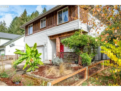 203 Pond Turtle Way Cottage Grove OR 97424