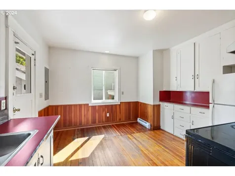 1970 E 17th Avenue Eugene OR 97403