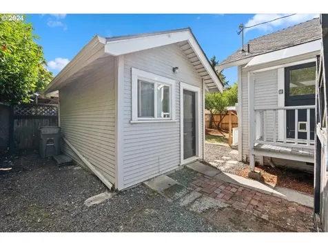 1970 E 17th Avenue Eugene OR 97403