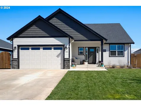 368 Se Palomino Court Sublimity OR 97385