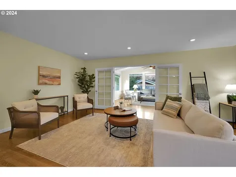 2498 Blackburn Street Eugene OR 97405