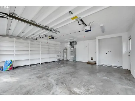 2498 Blackburn Street Eugene OR 97405