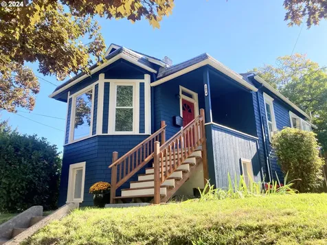 1074 NE Madrona Street Portland OR 97211