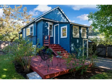 1074 NE Madrona Street Portland OR 97211