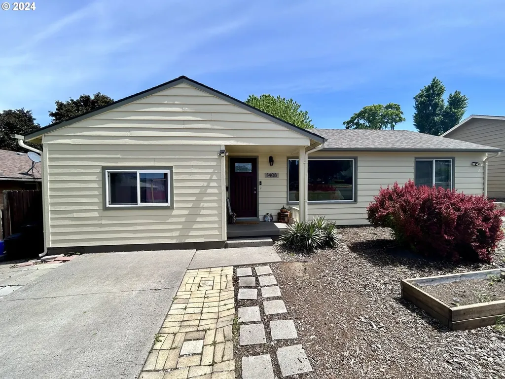 1408 Dry Hollow Road The Dalles OR 97058