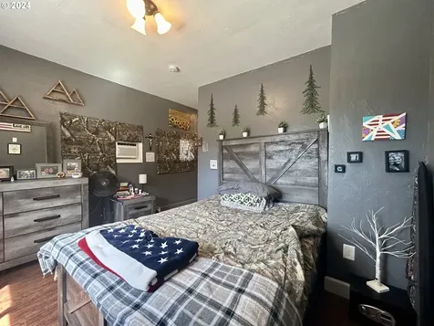 1408 Dry Hollow Road The Dalles OR 97058