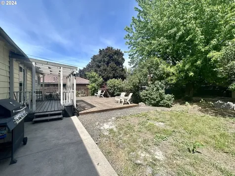 1408 Dry Hollow Road The Dalles OR 97058