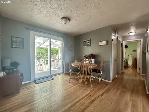 1408 Dry Hollow Road The Dalles OR 97058