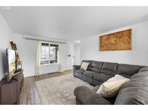 829 14th Street Lafayette OR 97127