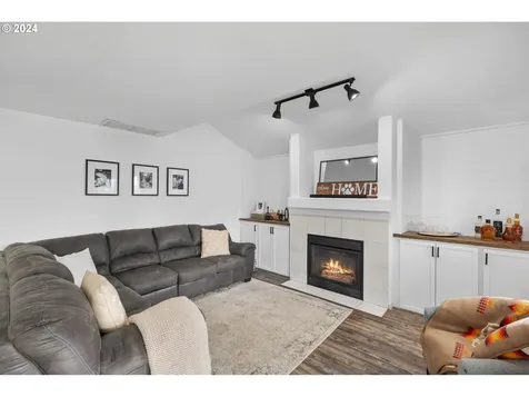 829 14th Street Lafayette OR 97127
