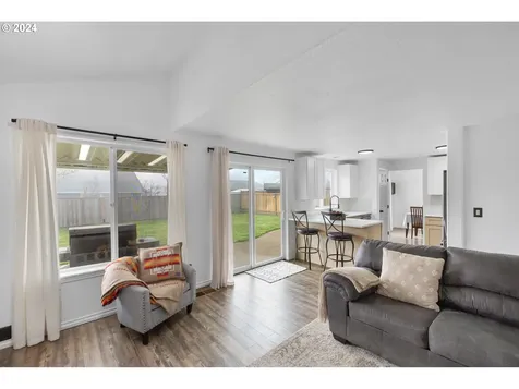 829 14th Street Lafayette OR 97127