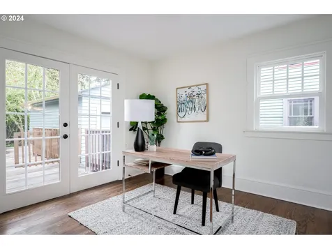 3011 Se 52nd Avenue Portland OR 97206