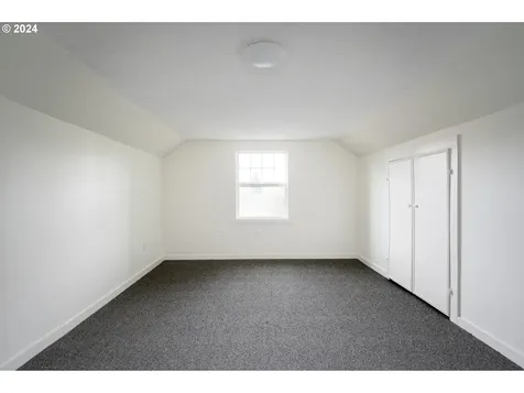 3011 Se 52nd Avenue Portland OR 97206