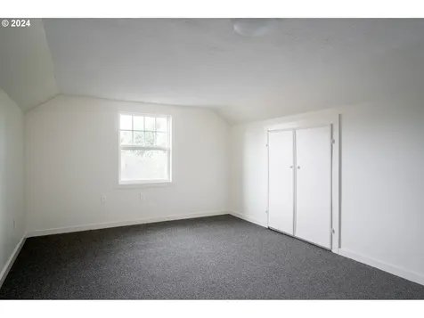 3011 Se 52nd Avenue Portland OR 97206