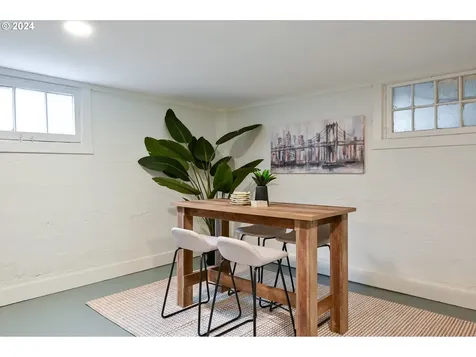 3011 Se 52nd Avenue Portland OR 97206