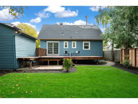 3011 Se 52nd Avenue Portland OR 97206