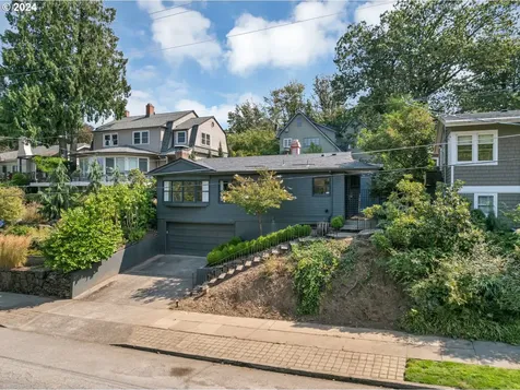 3916 SW Council Crest Drive Portland OR 97239