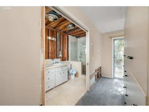 3916 SW Council Crest Drive Portland OR 97239