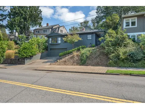 3916 SW Council Crest Drive Portland OR 97239