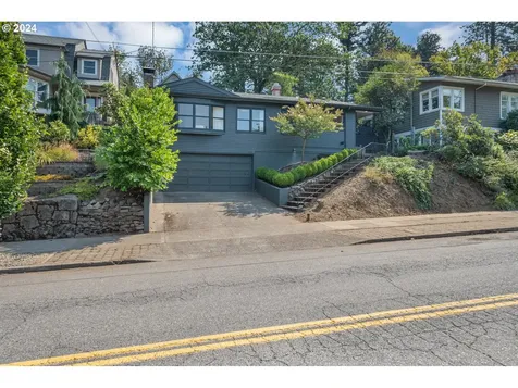 3916 SW Council Crest Drive Portland OR 97239