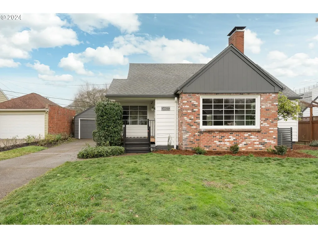 4603 Ne Irving Street Portland OR 97213