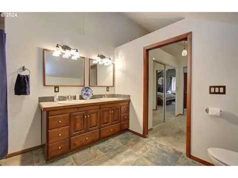 14009 NE 6th Street Vancouver WA 98684